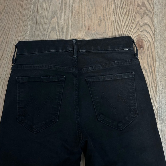 MOTHER Black High Rise Jeans - Picture 4 of 6